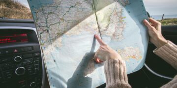 10 Unverzichtbare Tipps für den Roadtrip 2023: Vorbereitung auf lange oder grenzüberschreitende Abenteuer