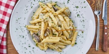 Verbessern Sie Ihre Pasta-Kochkünste: 5 Expertentipps von Bobby Flay