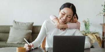 Verstehen der familiären Distanz: Navigieren einer komplexen Mutter-Tochter-Beziehung